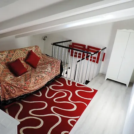 Noemi Apartment