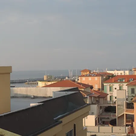 Noemi Apartment